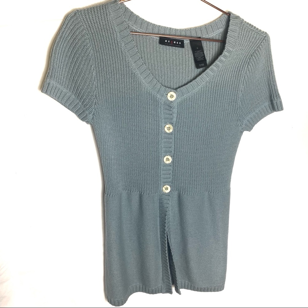 Access Liz Claiborne Blue knit Top